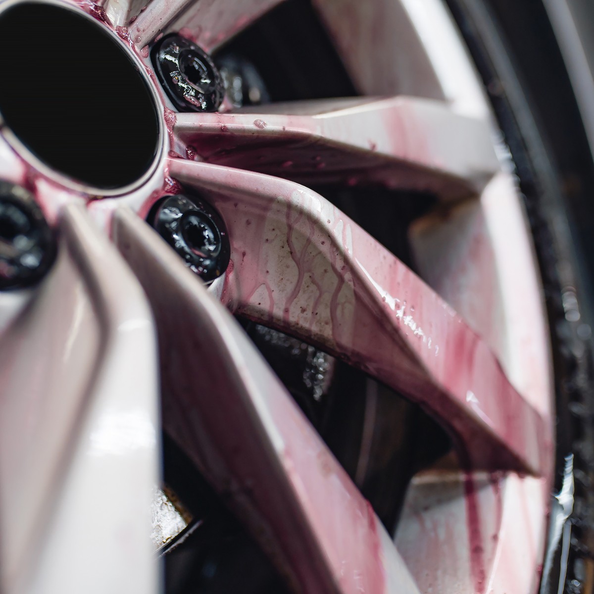 CARSO Ruby Wheel Cleaner 700ml - obrazek 5