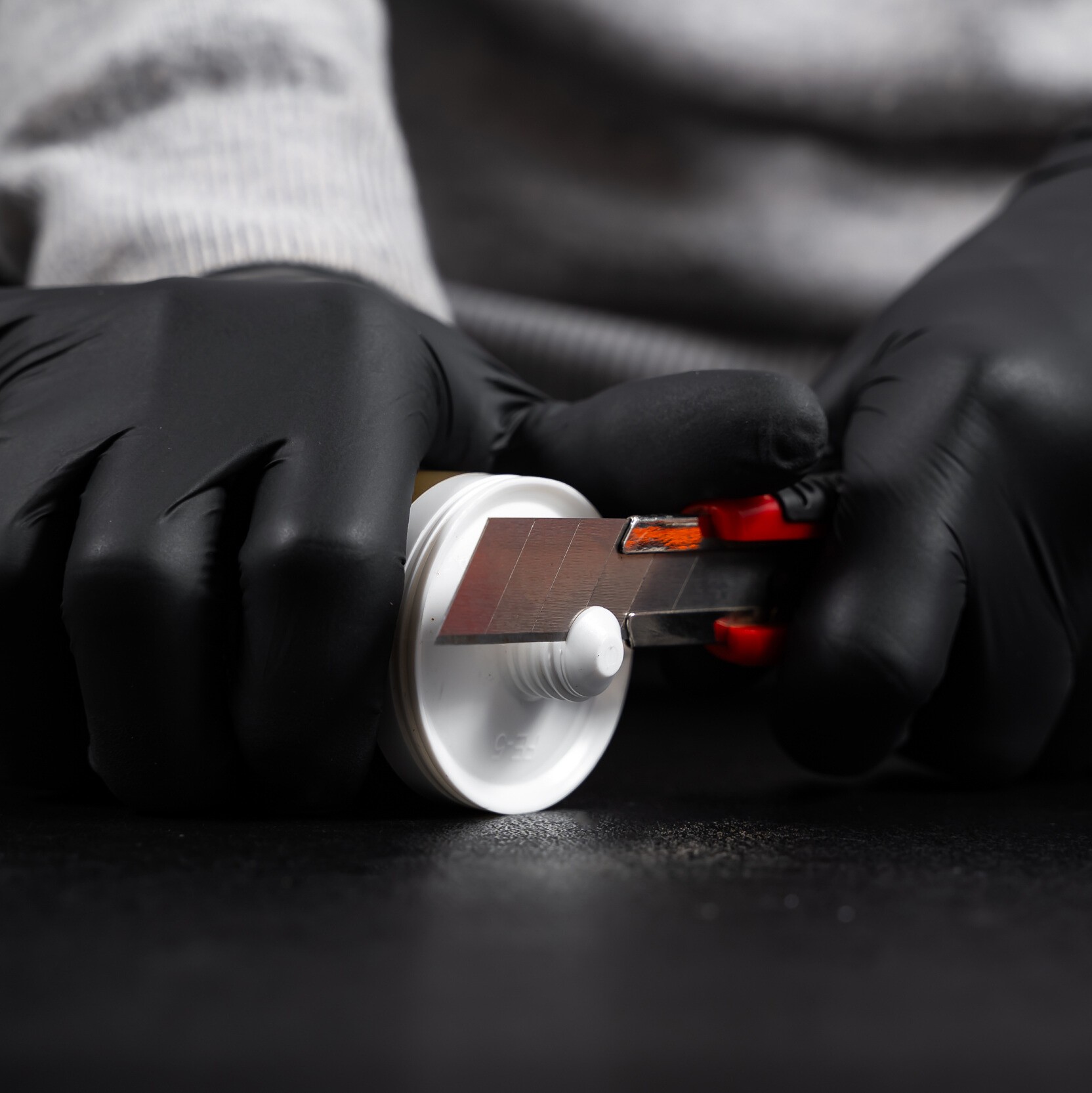 K2 SILIKON CZERWONY +300°C 300ml - obrazek 4