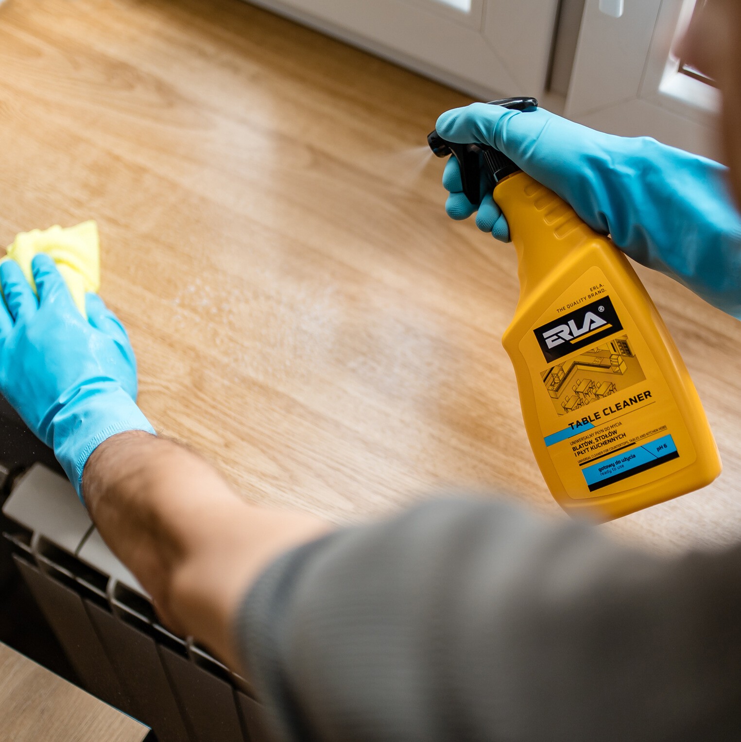 ERLA TABLE CLEANER 750ml - obrazek 6
