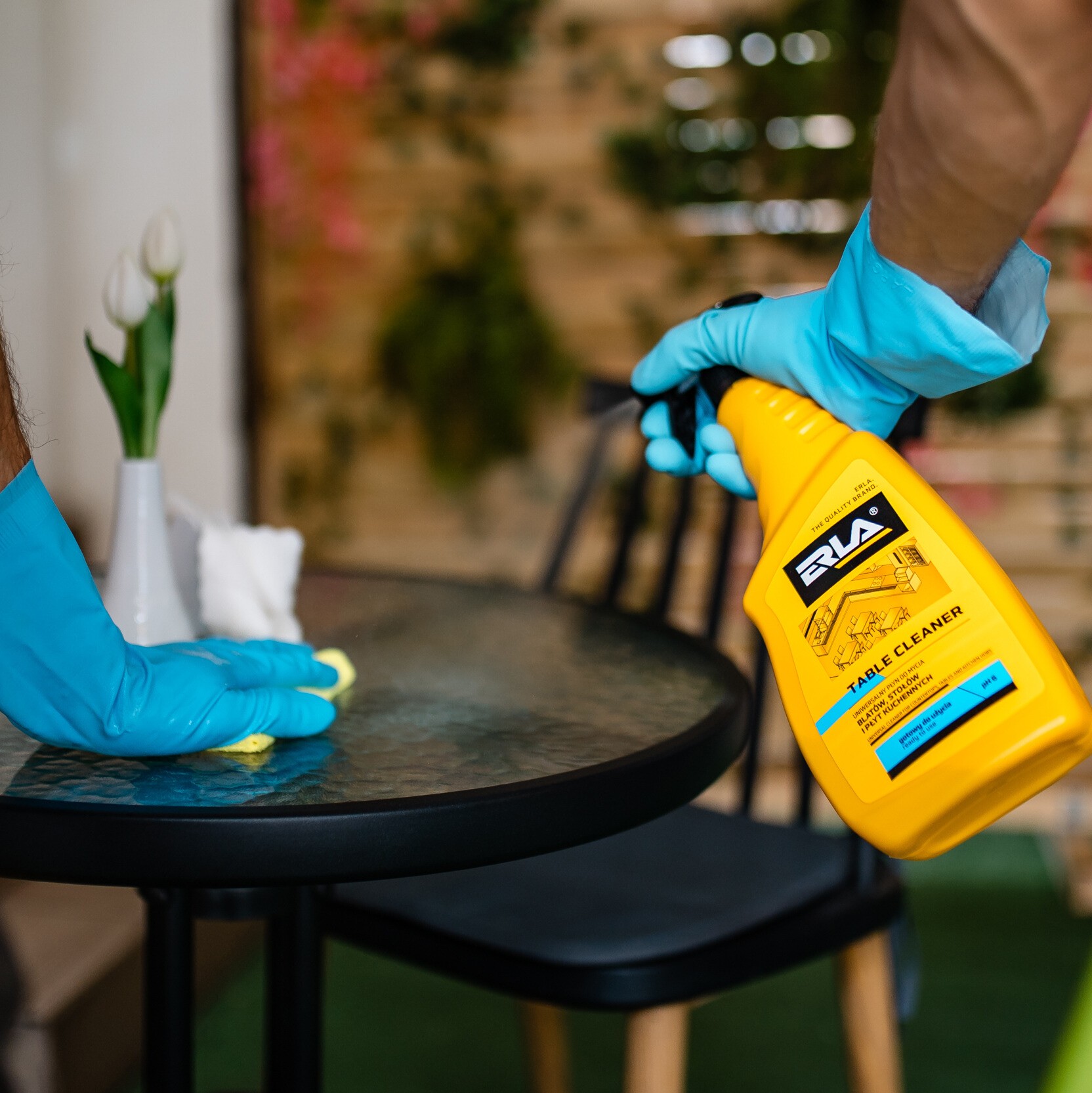 ERLA TABLE CLEANER 750ml - obrazek 8